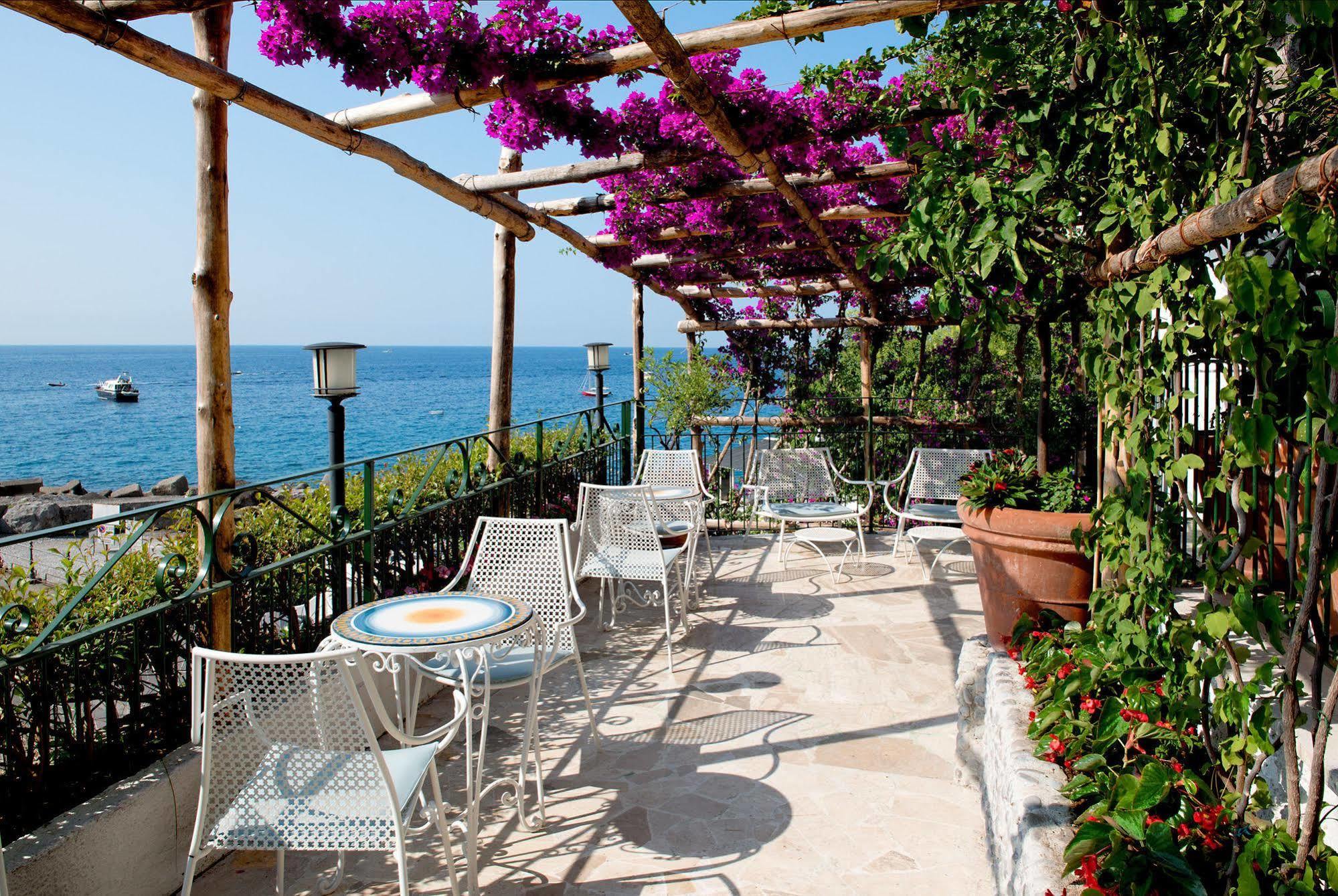 Hotel Aurora Amalfi Bagian luar foto